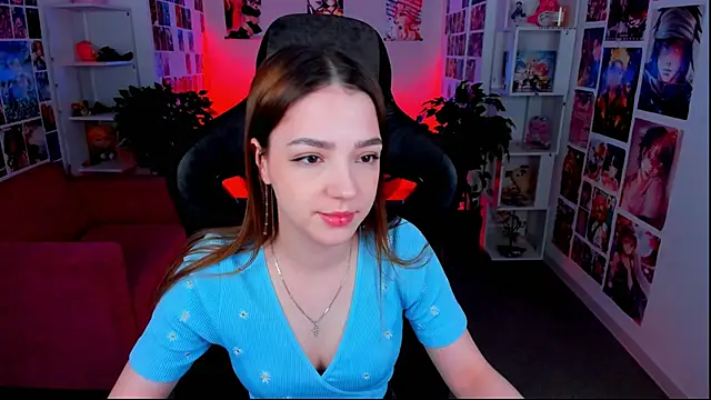 PamBeesly online show from February 5, 8:11 am