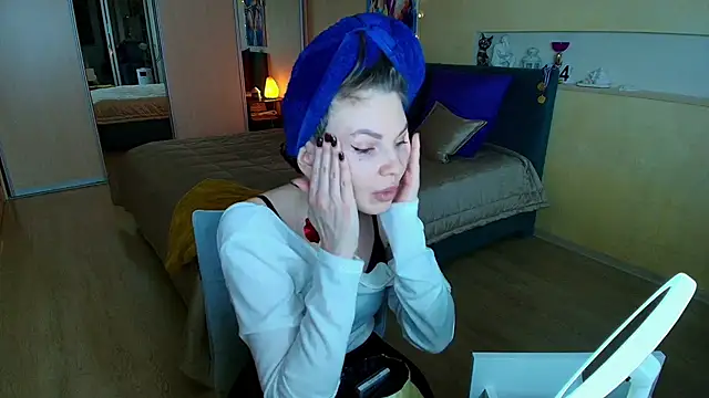 ReginaSparkle online show from March 7, 1:20 am