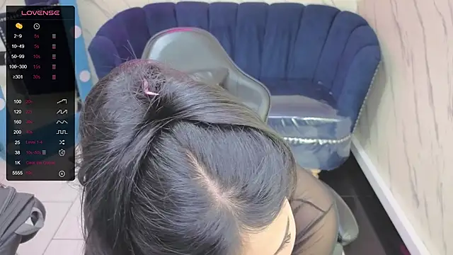 Snapshot of Paulette_v chatting on October 3, 1:08 pm Paulette v online show from October 3, 1:08 pm