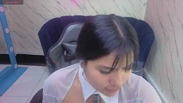 Snapshot of Paulette_v chatting on November 6, 1:01 pm Paulette v online show from November 6, 1:01 pm