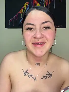 Emmie Hot online show from February 13, 9:38 pm