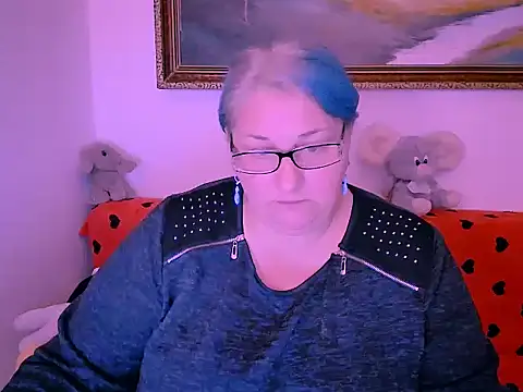 mayamayx online show from October 24, 2:35 pm