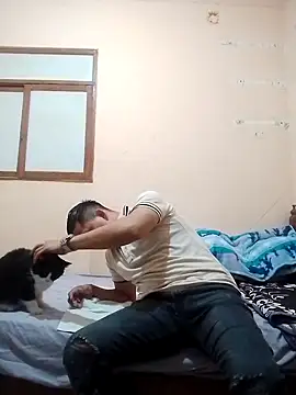 LuisMex1998 online show from September 14, 4:00 am