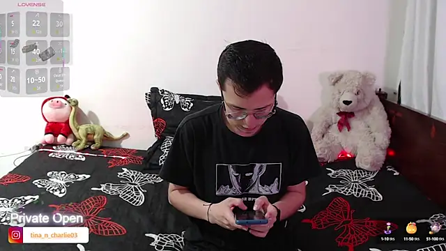 Tina 4 Charlie online show from October 9, 11:30 am