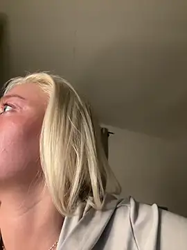 blissdimicco online show from January 20, 4:34 pm