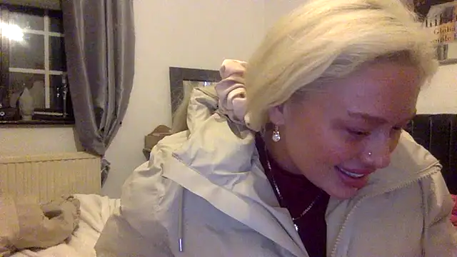 blissdimicco online show from February 7, 7:06 pm