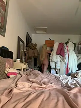 blissdimicco online show from March 8, 4:28 pm