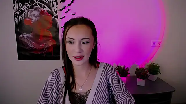 Nikonara Love online show from February 14, 1:51 pm