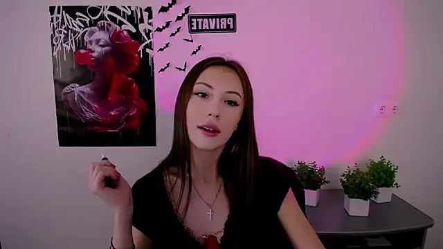 Nikonara Love online show from February 16, 12:10 pm