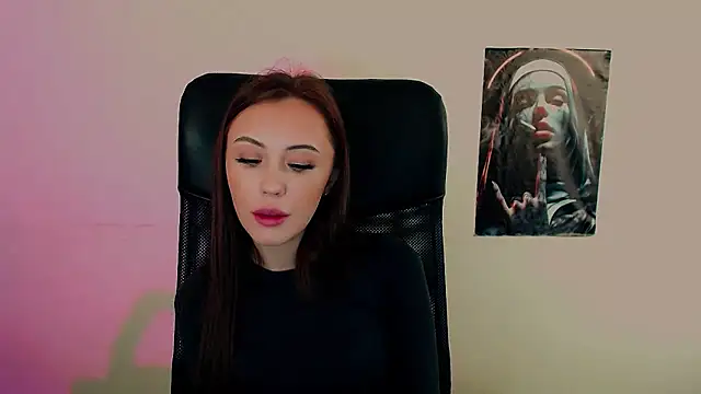 Nikonara Love online show from March 6, 2:08 pm