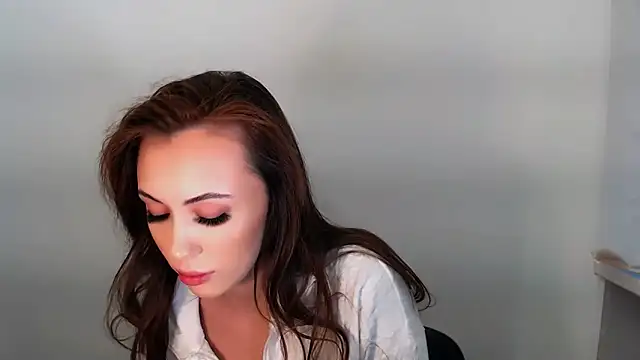 Nikonara Love online show from November 6, 1:45 pm