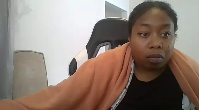 angeliquebelcali online show from February 20, 8:14 pm