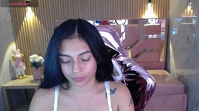 lilith petit sub online show from February 13, 5:01 pm