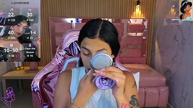 lilith petit sub online show from November 14, 8:07 pm