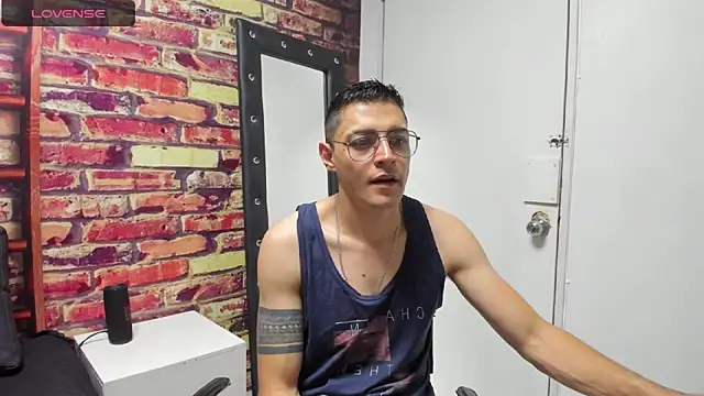 Frank Millers online show from January 24, 2:51 pm