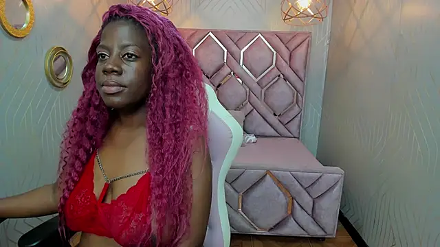 nefertiti ebony online show from February 20, 7:23 am