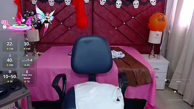 Snapshot of victoria_adams07 chatting on October 7, 1:41 pm victoria adams07 online show from October 7, 1:41 pm