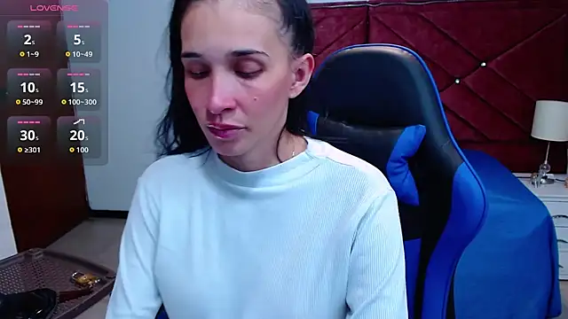 Snapshot of victoria_adams07 chatting on November 5, 7:47 pm victoria adams07 online show from November 5, 7:47 pm