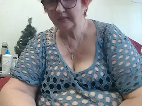 DeniseeRosea online show from March 5, 11:49 am