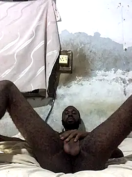 Snapshot of onewinnertee chatting on November 23, 12:32 am onewinnertee online show from November 23, 12:32 am