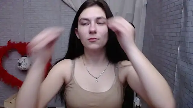 AmandaJi  online show from February 6, 7:24 am