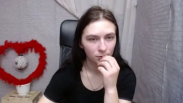 AmandaJi  online show from February 13, 10:23 am