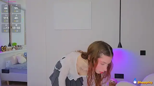 Snapshot of HappyVivy chatting on October 3, 2:58 pm HappyVivy online show from October 3, 2:58 pm