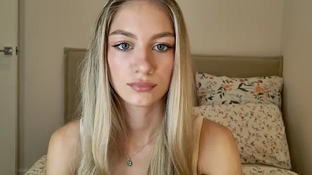 GabriellaOlsen online show from September 22, 10:50 am
