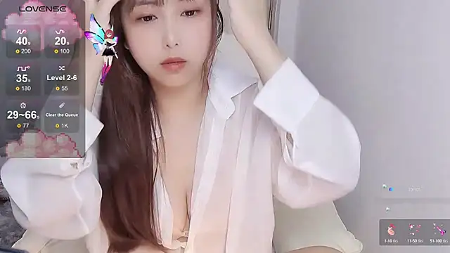 Snapshot of tunestar chatting on October 8, 12:52 am tunestar online show from October 8, 12:52 am