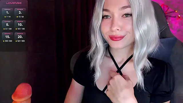 Snapshot of Ohmy_Nora_ chatting on November 20, 4:45 am Ohmy Nora online show from November 20, 4:45 am