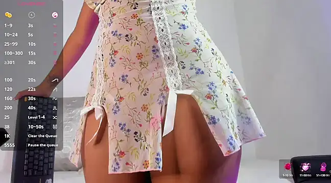 Snapshot of genesissara chatting on February 7, 11:45 pm genesissara online show from February 7, 11:45 pm