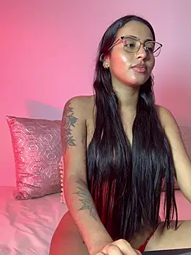 Snapshot of genesissara chatting on March 6, 11:31 pm genesissara online show from March 6, 11:31 pm