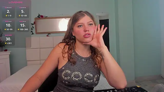 alaia greyy online show from March 20, 12:53 pm