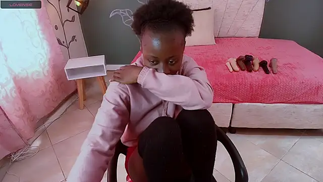 Sara Naugty online show from February 11, 3:40 pm