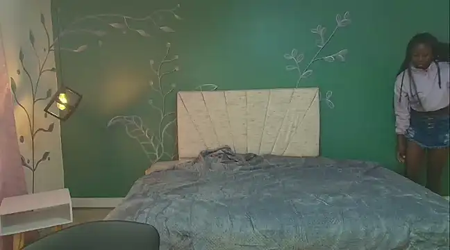 Sara Naugty online show from March 13, 11:30 am