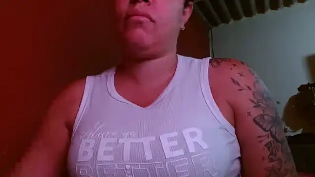 Snapshot of Tammyymilf chatting on October 13, 7:14 pm Tammyymilf online show from October 13, 7:14 pm