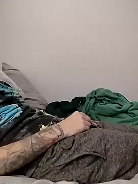 Snapshot of Texasstar420 chatting on February 3, 3:31 am Texasstar420 online show from February 3, 3:31 am