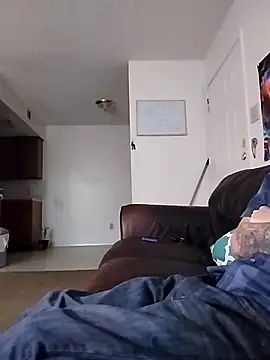 Snapshot of Texasstar420 chatting on February 8, 10:40 pm Texasstar420 online show from February 8, 10:40 pm