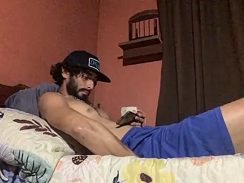 Nooneisthis online show from March 1, 5:42 am