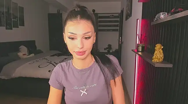 HelenShawn online show from February 1, 10:02 pm