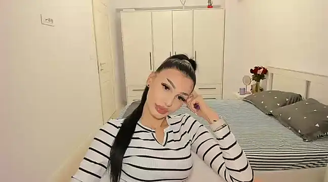 HelenShawn online show from February 21, 2:28 am