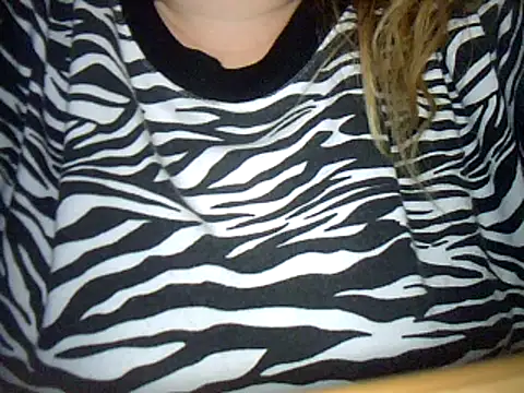 Snapshot of topina8 chatting on January 29, 5:35 pm topina8 online show from January 29, 5:35 pm