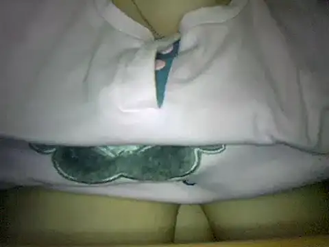 Snapshot of topina8 chatting on February 23, 9:05 pm topina8 online show from February 23, 9:05 pm