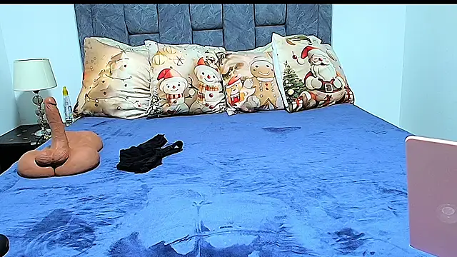 MeganCrow online show from November 29, 5:38 pm