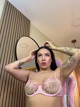 Victoria Collinns online show from February 12, 2:54 pm