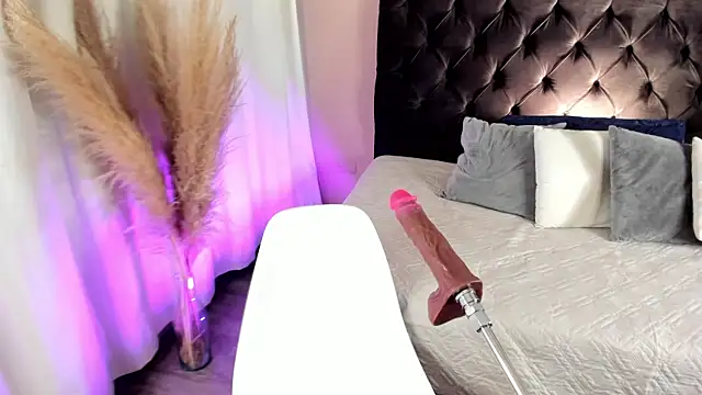 aniie west online show from September 30, 1:49 pm