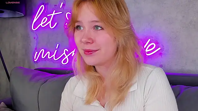 Amy Kimberlly online show from September 26, 12:03 am