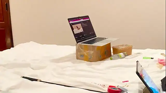 Cucked Sissy Bitch online show from September 10, 5:46 pm