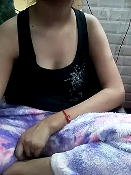 Snapshot of Tanu-00 chatting on January 28, 8:47 pm Tanu-00 online show from January 28, 8:47 pm