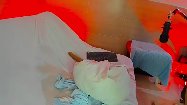 Ximena  1 online show from February 25, 2:33 pm